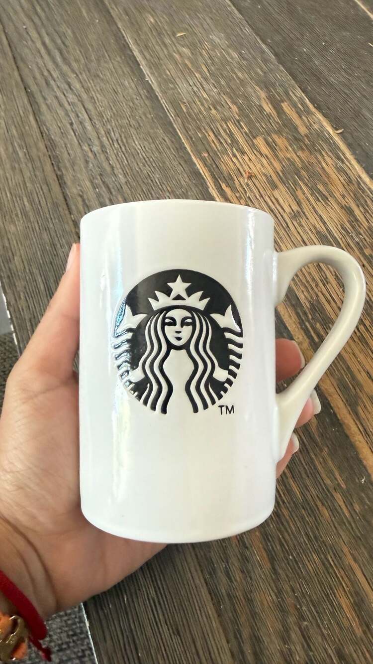 Starbucks White Ceramic Coffee Mug 10 oz